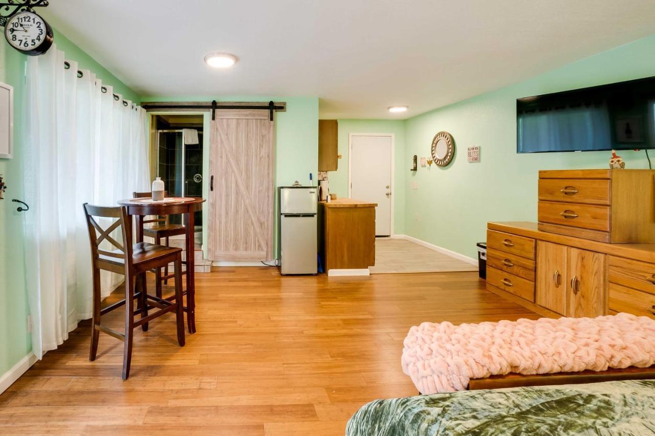 Soothing Studio With Lush Views 2 Mi To Beach! Smith River Extérieur photo